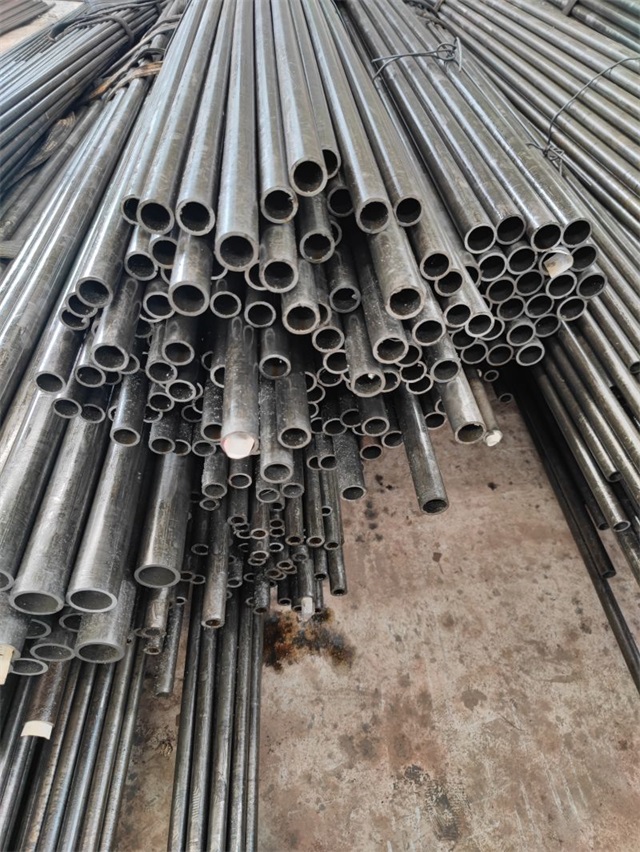 呼和浩特16mn精密无缝钢管