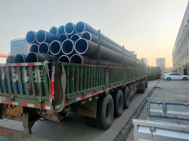 呼和浩特45#结构无缝钢管