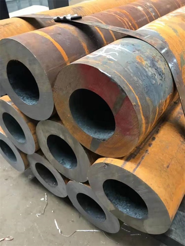 呼和浩特厚壁无缝钢管型号规格